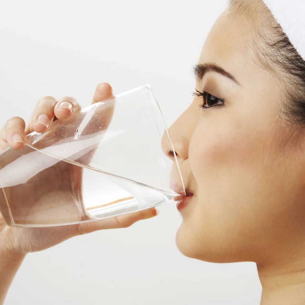 ดื่มน้ำ เพื่อสุขภาพและความงาม