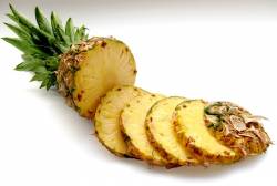 7 ประโยชน์ของสับปะรด ผลไม้ที่สามารถบำรุงสุขภาพได้ทั้งภายในและภายนอก